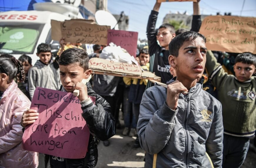 Israeli strike at Rafah aid facility leaves 26 dead, sources claim.