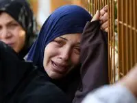 Israeli forces kill 32 Palestinians waiting for food aid at Gaza centers.