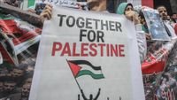 Pro-Palestine convoy heads toward Rafah, demanding an end to the Gaza blockade.