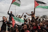 Israel Approves Gaza Ceasefire as Hamas Highlights US Guarantee